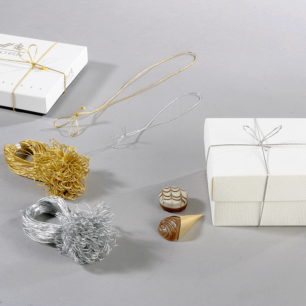 Decorative rubber bow gold length 40 cm, 100 pcs - 3 Decorative rubber bow gold length 40 cm, 100 pcs - 3