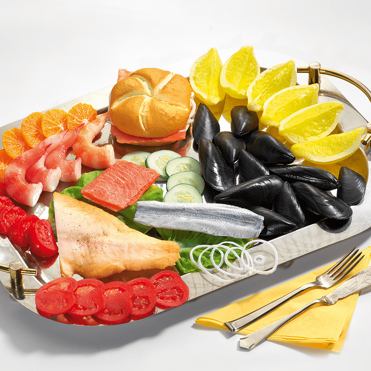 Lemon wedges food replica, 6 pcs - 4 Lemon wedges food replica, 6 pcs - 4