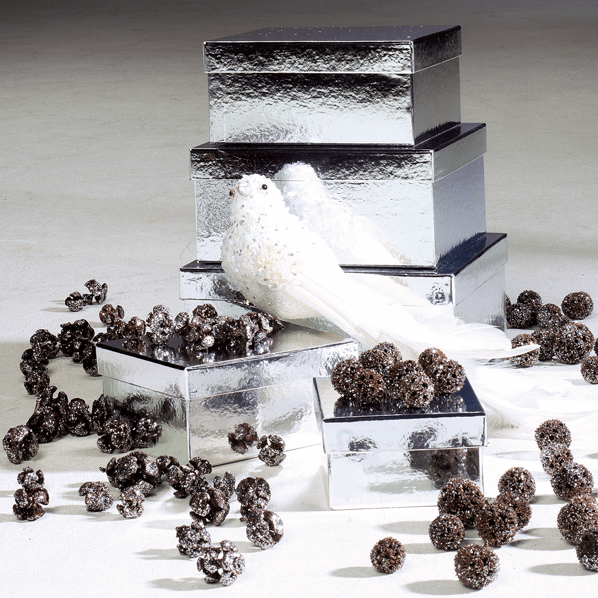 Cajas de cartón de regalo metálicas, plata, 5 piezas - 3 Cajas de cartón de regalo metálicas, plata, 5 piezas - 3