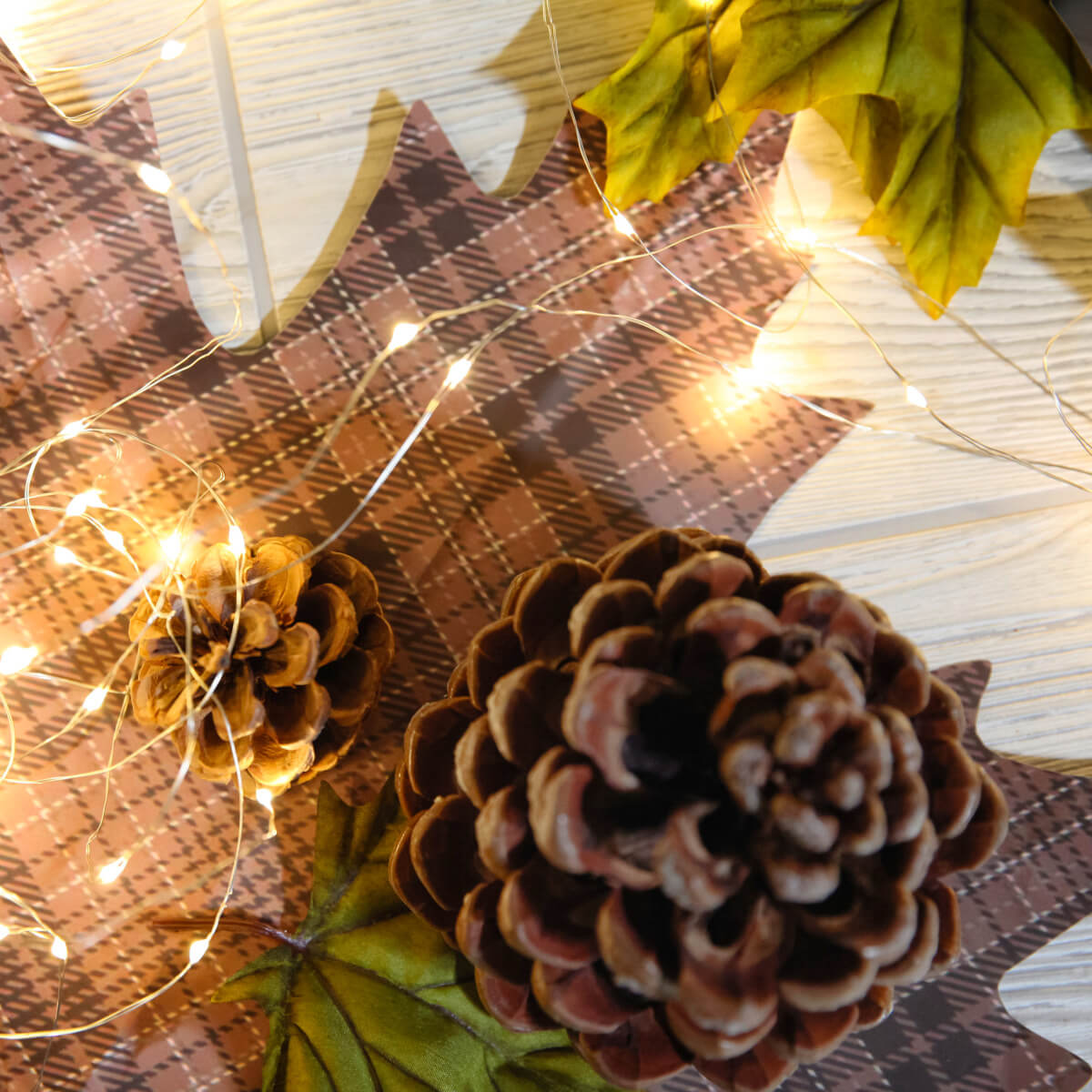 Autumn leaves 40/45 cm, 2 pcs - 2 Autumn leaves 40/45 cm, 2 pcs - 2