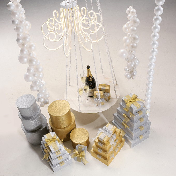 Lot De 50 Enveloppes à Rabat En V - Bord Doré - Pour Mariage - 18,5 X