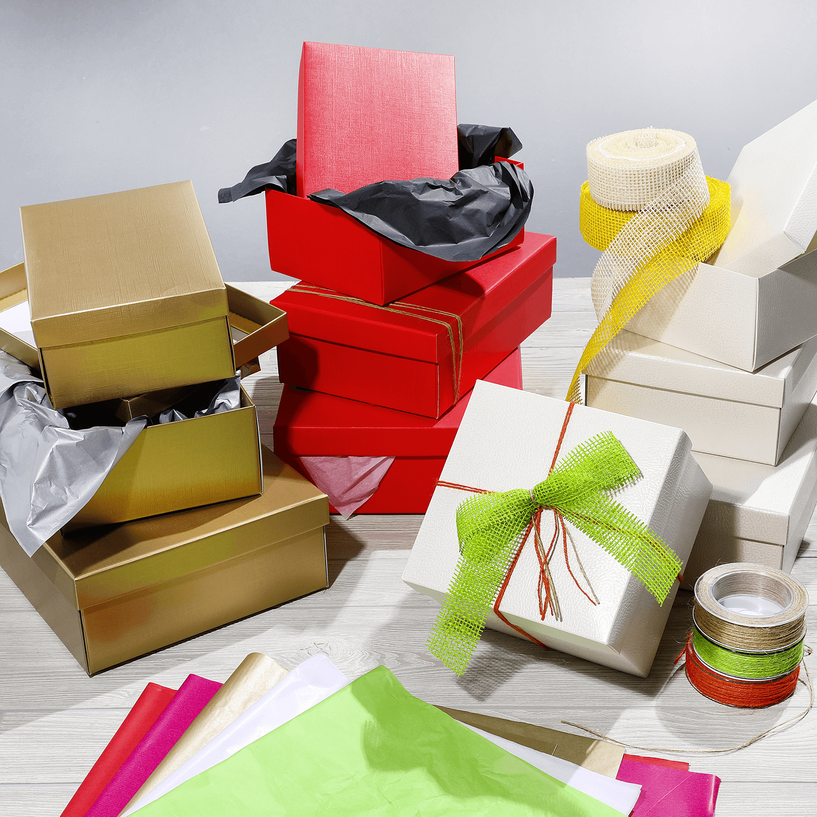 Gift boxes 38 x 26 x 10 cm, red 10 pieces - 3 Gift boxes 38 x 26 x 10 cm, red 10 pieces - 3