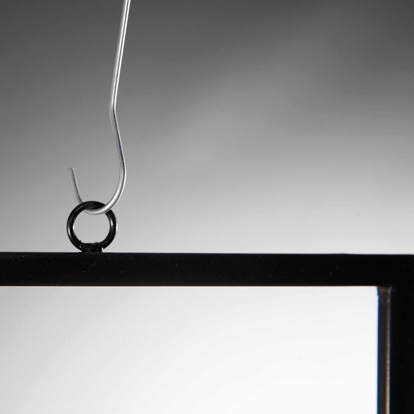 Warenpräsenter hängend 50 x 50 cm schwarz - 4 Warenpräsenter hängend 50 x 50 cm schwarz - 4