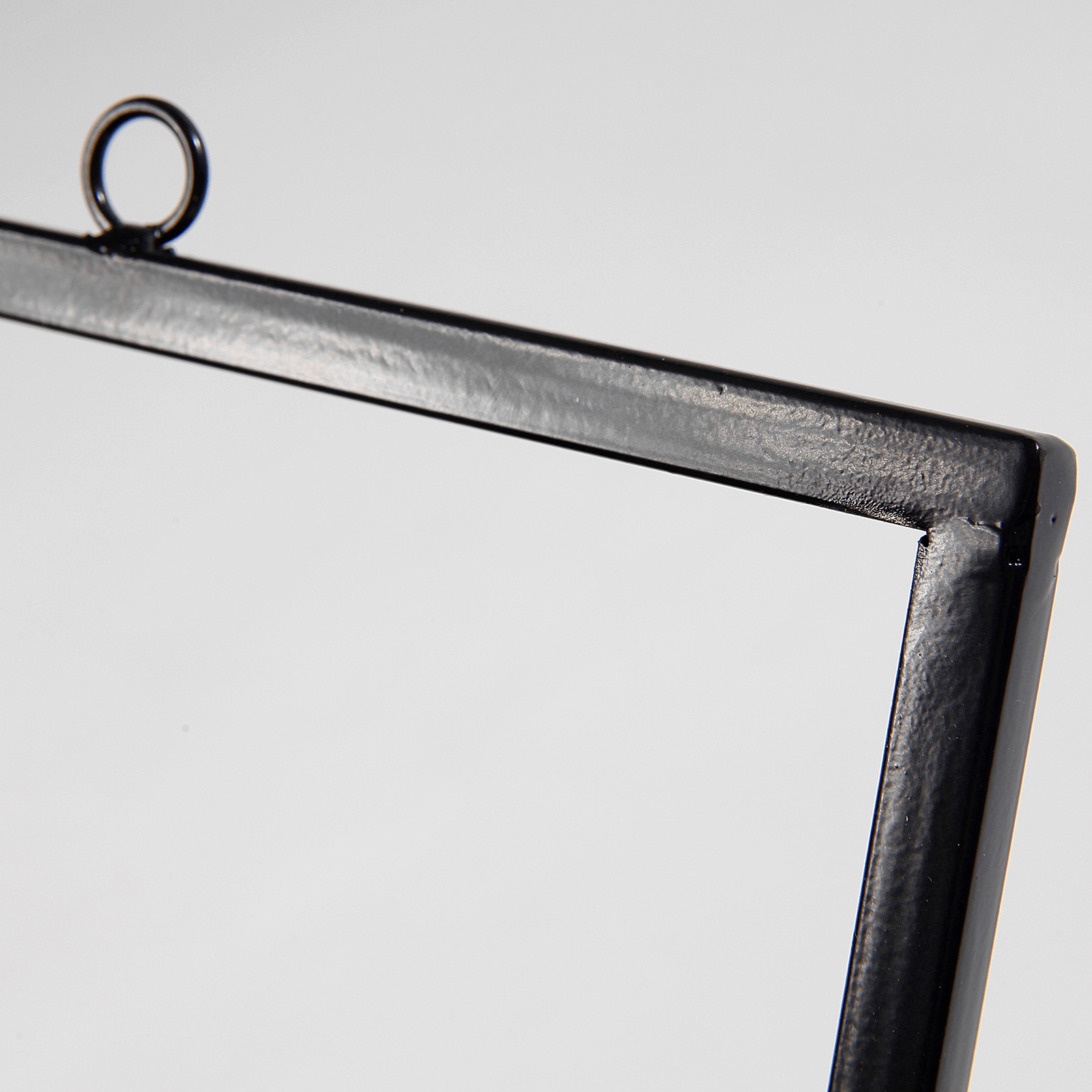 Warenpräsenter hängend 50 x 50 cm schwarz - 5 Warenpräsenter hängend 50 x 50 cm schwarz - 5