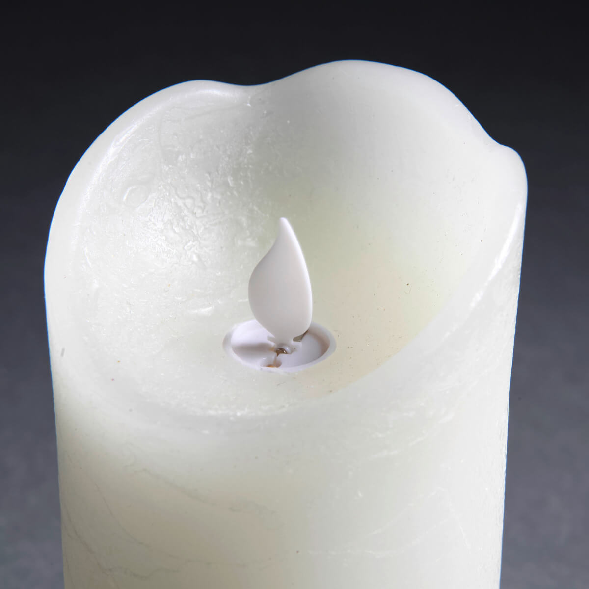 LED-Wachskerze 7,5 x 10 cm - 1