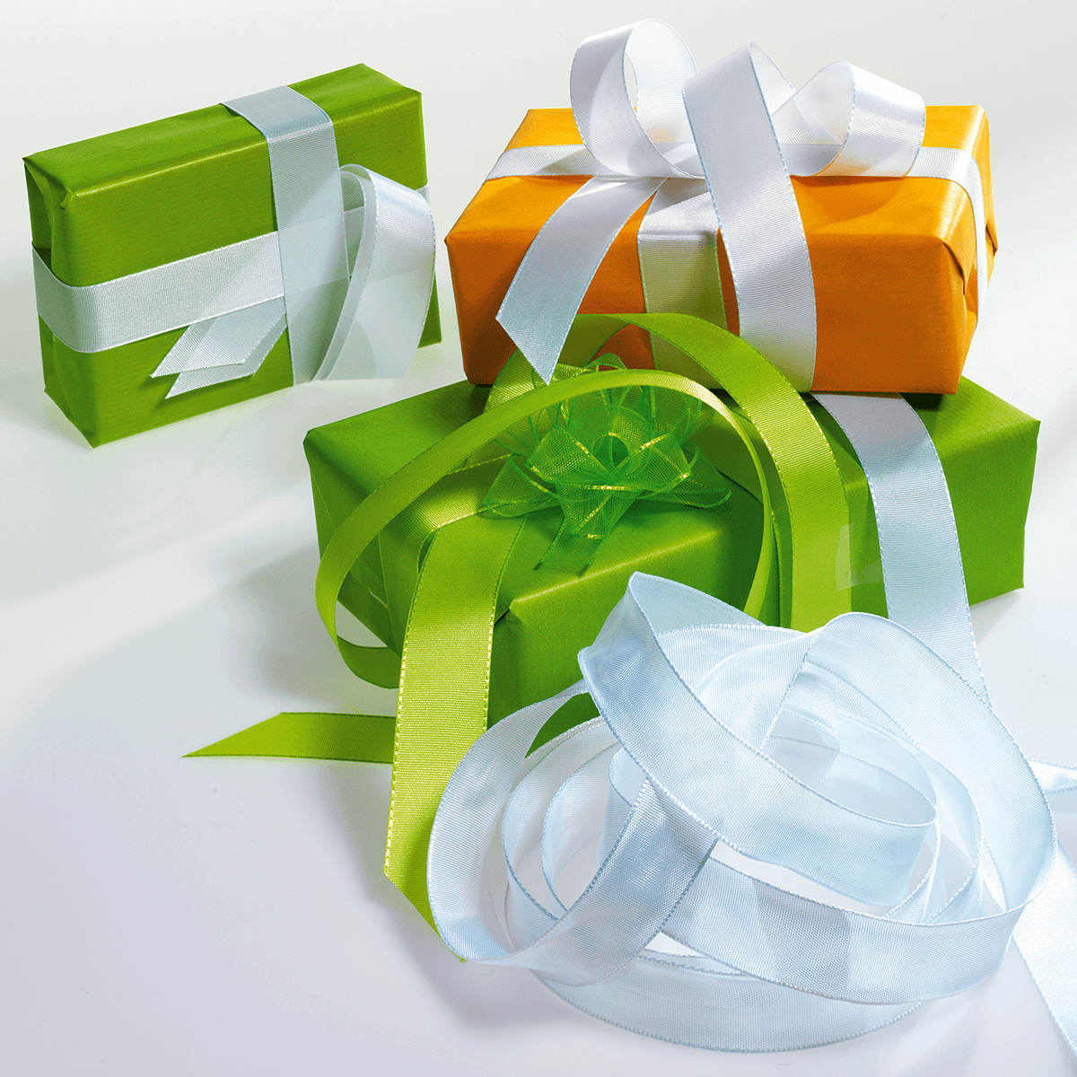 Fabric ribbon with wire edge, white. 60 mm wide - 6 Fabric ribbon with wire edge, white. 60 mm wide - 6