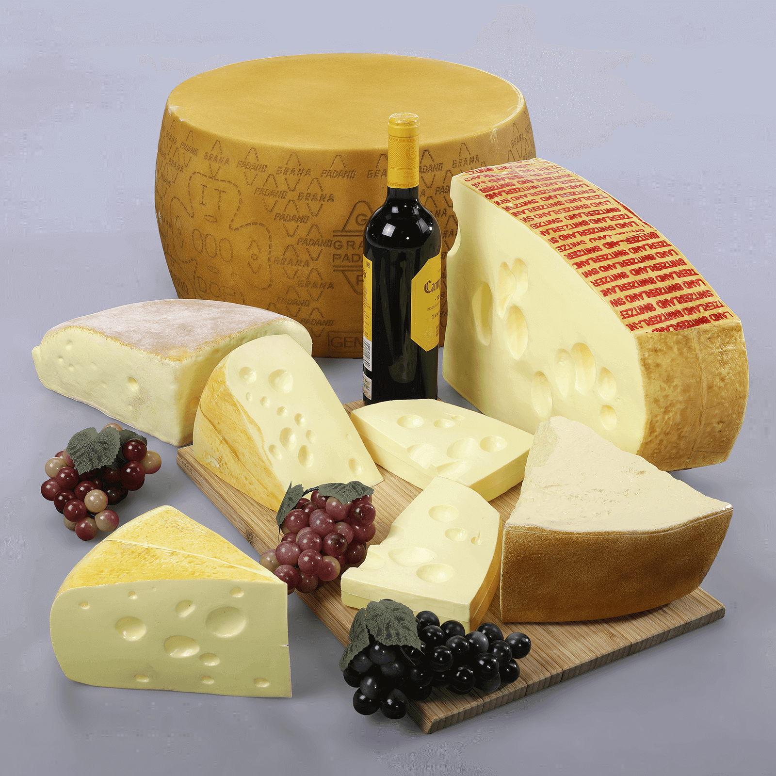 Emmentaler Käse Lebensmittel-Attrappe, 2 Stück - 1 Emmentaler Käse Lebensmittel-Attrappe, 2 Stück - 1