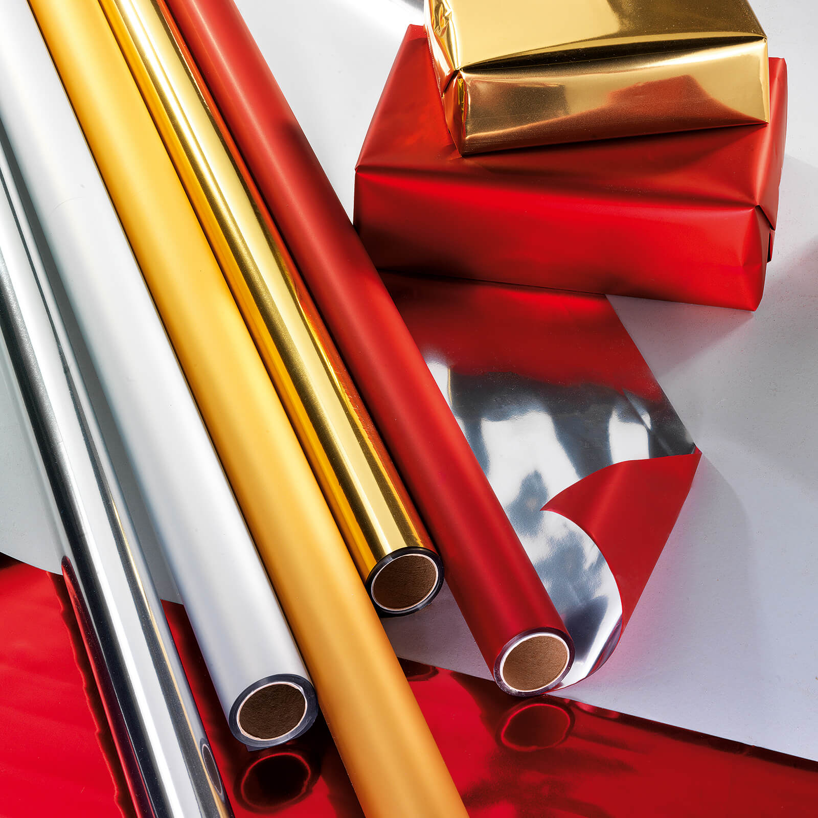 Lumifol metallic foil matt 10 m, red - 5 Lumifol metallic foil matt 10 m, red - 5