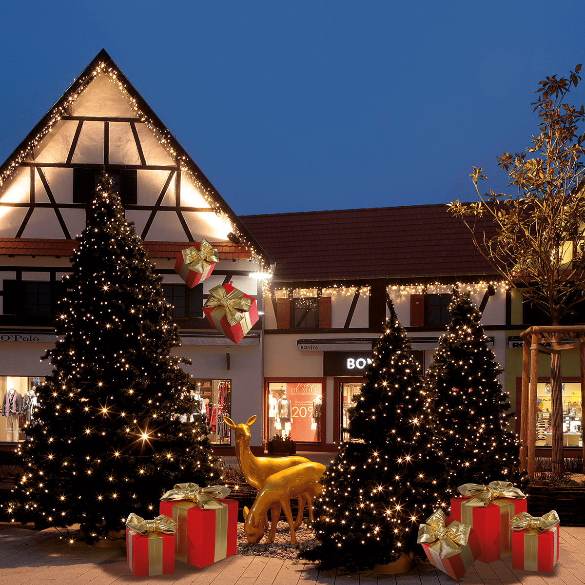 Decorative deer standing height 115 cm, gold metallic - 4