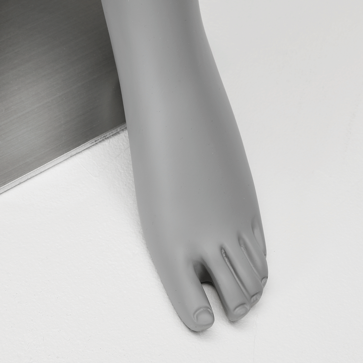 Sport-Schaufensterpuppe Dame Athletin – linkes Bein ausgestellt - 6