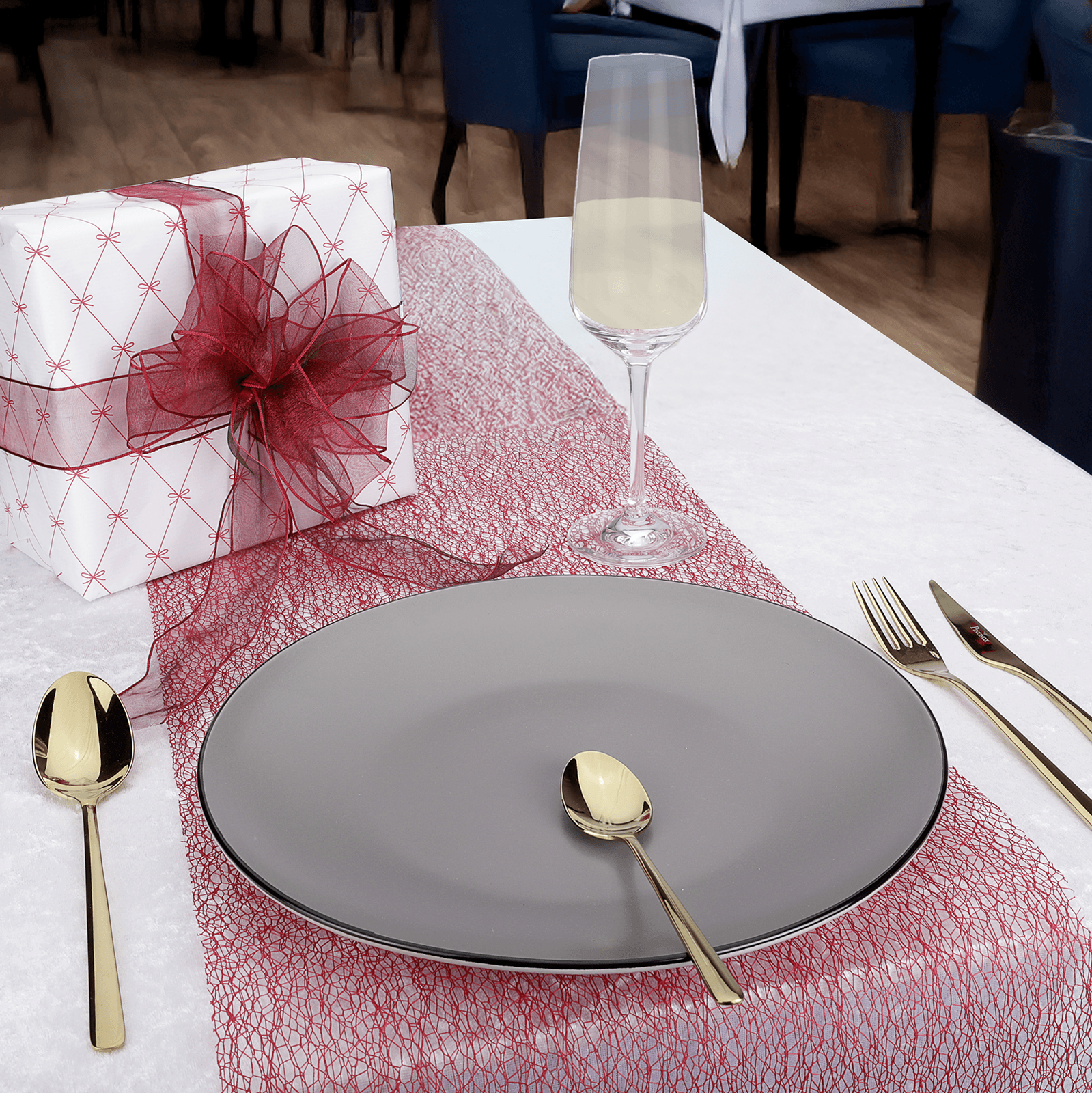 Papier cadeau petit noeud blanc / rouge, largeur 70cm, rouleau de 40 m - 7