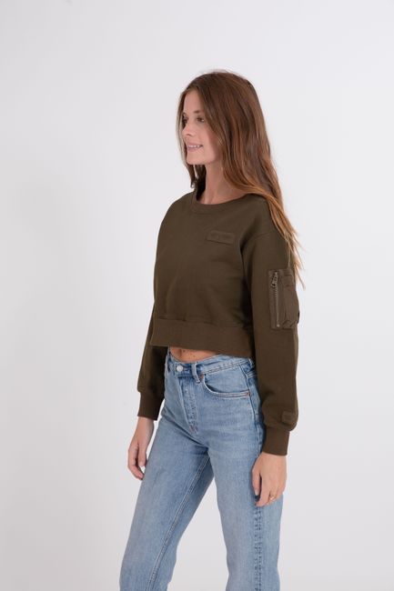 half crop sweater