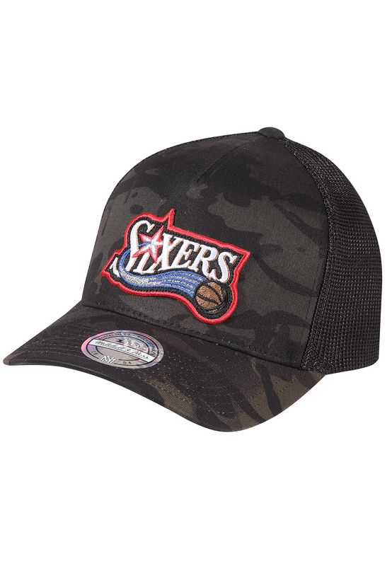 Mitchell & Ness Trucker Cap INTL293 PHILADELPHIA 76ERS Schwarz Camouflage Ansicht