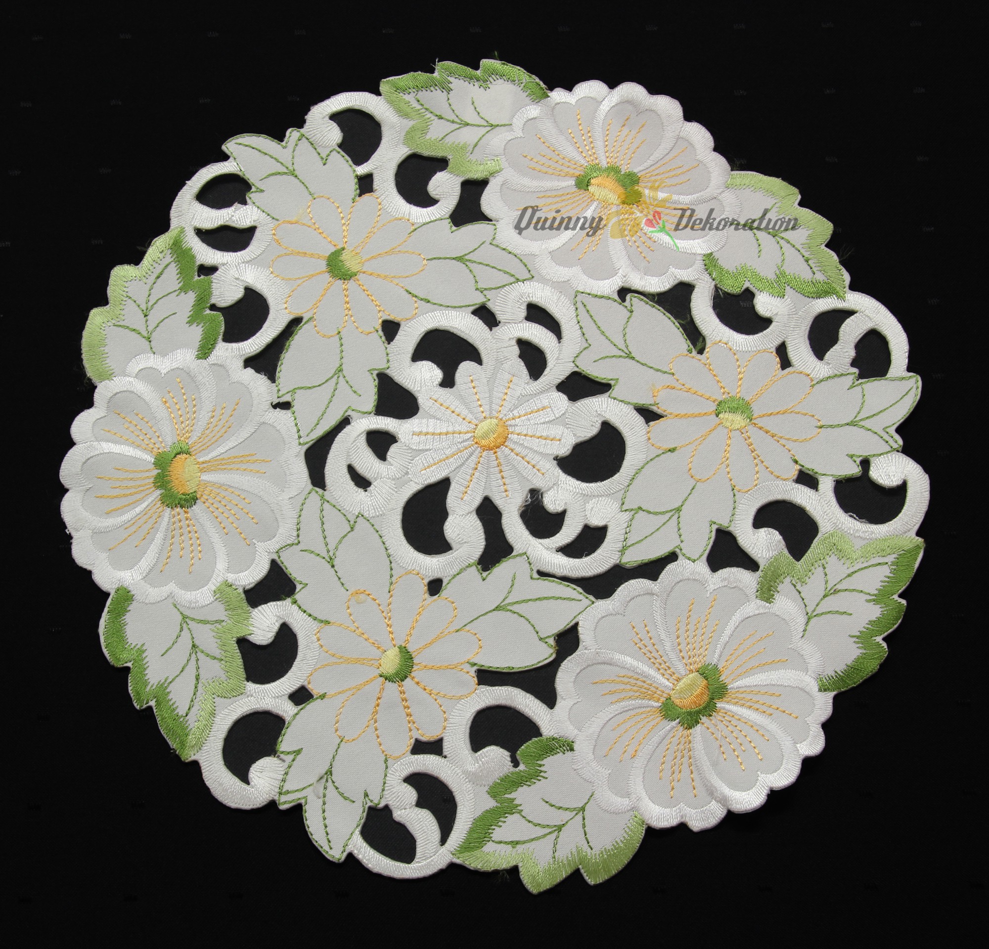 Charming Doily Table runner Tablecloth White with Cutwork / Openwork