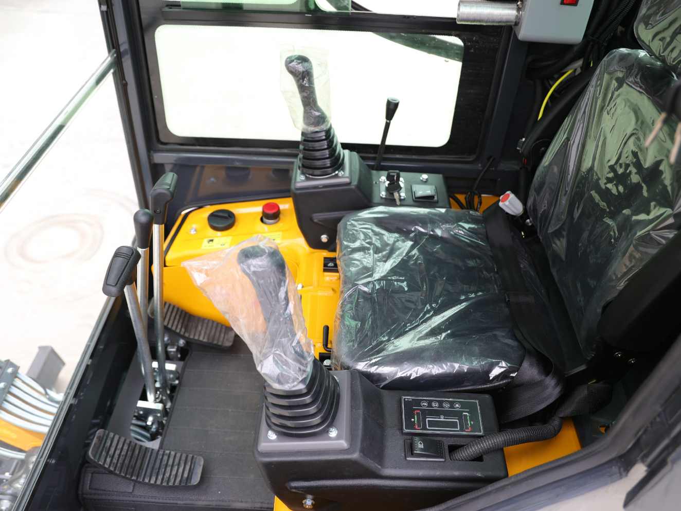 Tank- und Ölanzeige des ES-1800