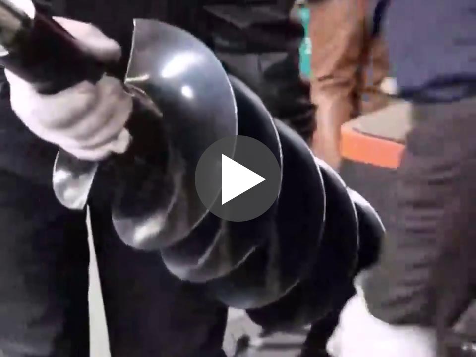 Video Erdbohrer montieren