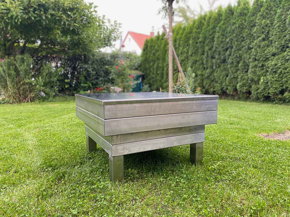 Edelstahl Feuerschale/ Tisch Quadro | INDRAdesign