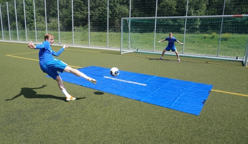 goalkeeper training equipment