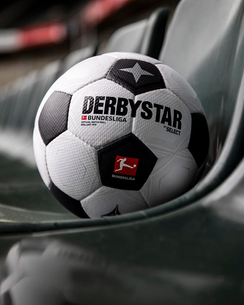 Derbystar Official Bundesliga Match ball - Brilliant APS V23 2023-2024