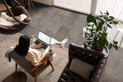 56023-3788-604-280-4V-4028-Tapet-taupe-FL-77192-A.jpg 56023-3788-604-280-4V-4028-Tapet-taupe-FL-77192-A.jpg